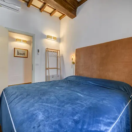 Battistero Bed & Breakfast 4*